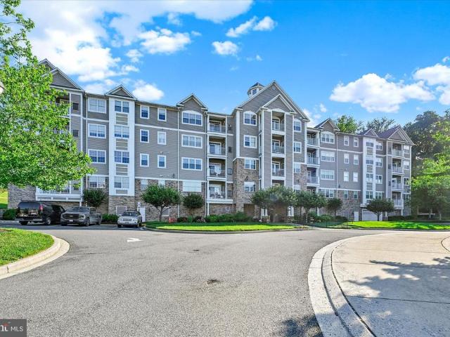 902 Macphail Woods Crossing # 4J