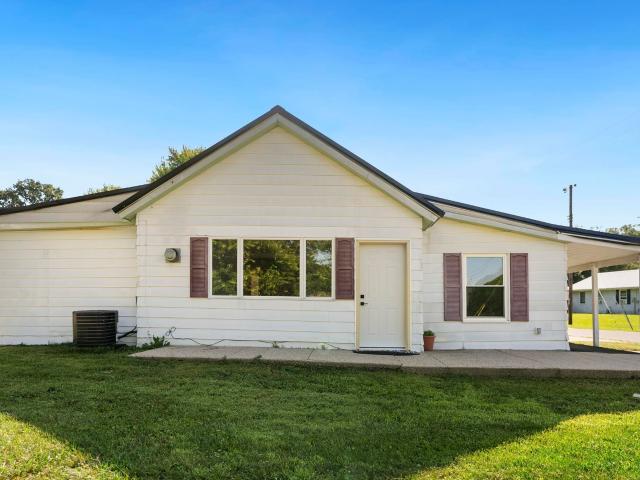902 N 7th Street