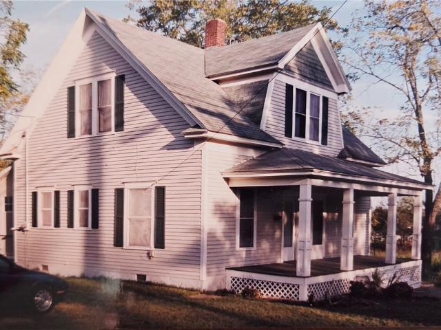 902 N Mount Olive Street