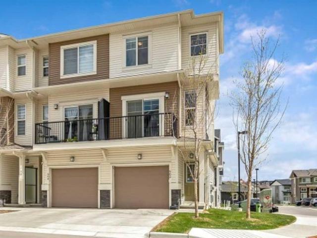 902 Sage Hill Grove Nw, Calgary, AB, T3R 2A2 townhouse for sale | Listing ID A2312 | Royal LePage