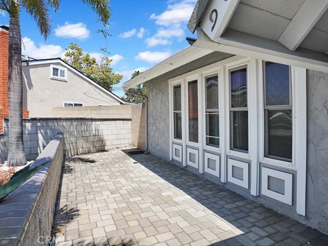 902 W Alpine