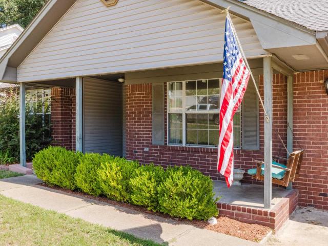 902 Weatherford