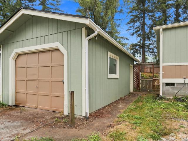 902 Timber Lane