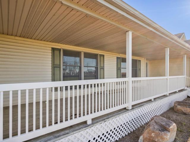 9039 N 100 E Road