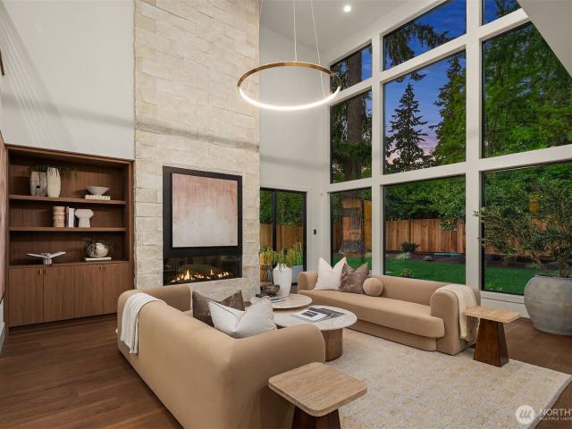9030 NE 21st Place