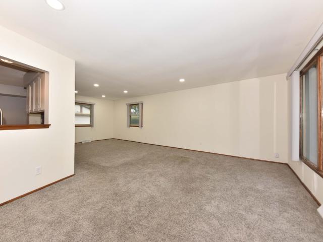 9030 W Helena Ct