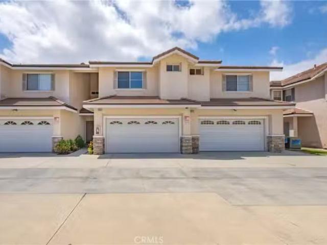 9031 PRIMAVERA LN, CYPRESS, CA 90630