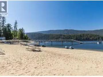 9032 Swanson Road Unit# 2, Swansea Point, BC, V0E 2K2 recrea.