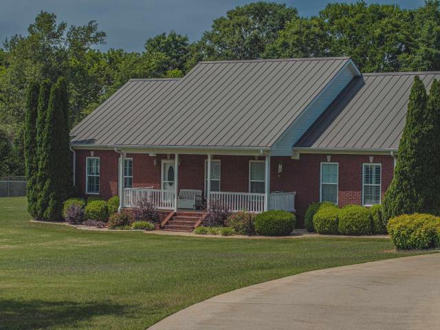 903 Betty Rose Ln