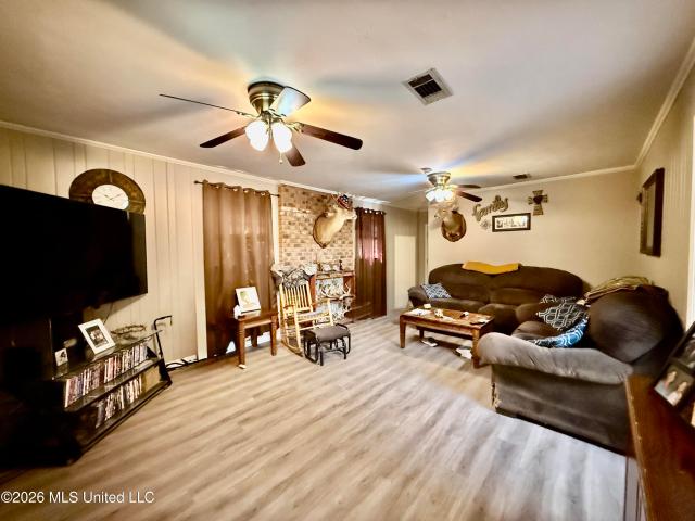 903 Kenwood Lane