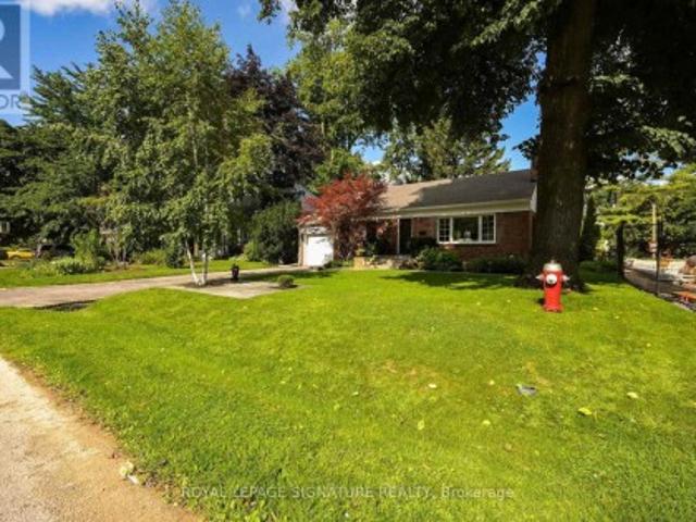 903 Johnathan Drive, Mississauga, ON, L4Y 1J7 house for sale | Listing ID W13760 | Royal LePage