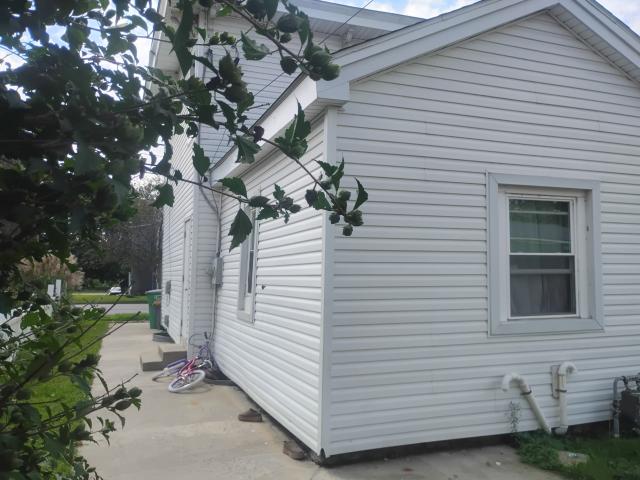 903 MAIN Street