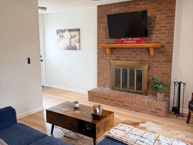 903 N Linden Street # 28