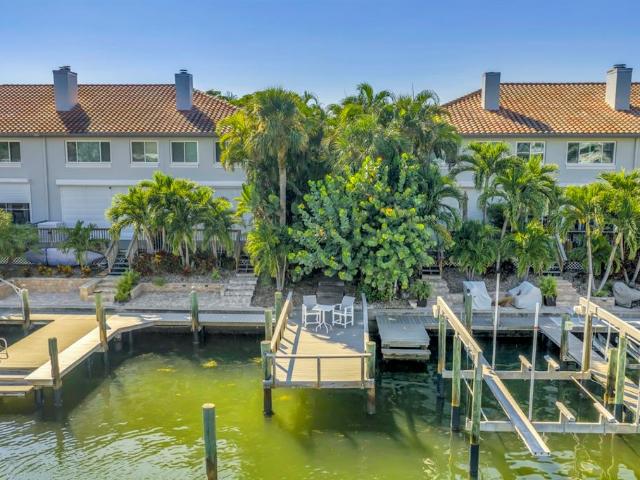 903 Pinellas Bayway S, Unit 302, Tierra Verde, FL 33715 | MLS #TB8431