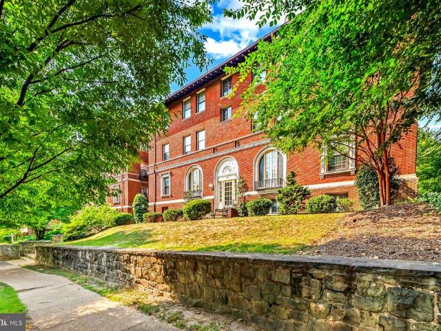 903 W University Pkwy # 402