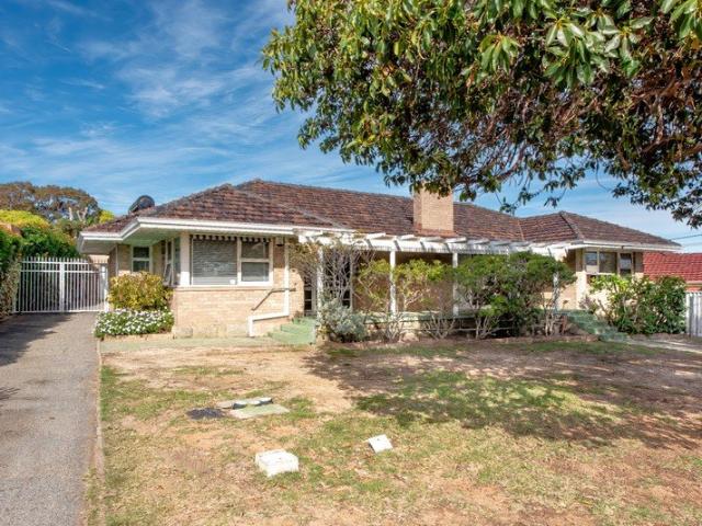 903m2 Zoned R30 TRIPLEX Development Block with Potential City Views