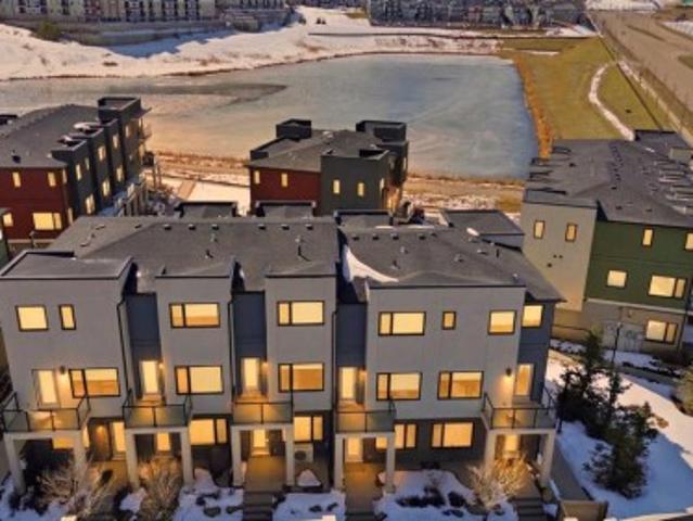 904 218 Sherwood Square Nw, Calgary, AB, T3R 0Y2 townhouse for sale | Listing ID A2334 | Royal LePage