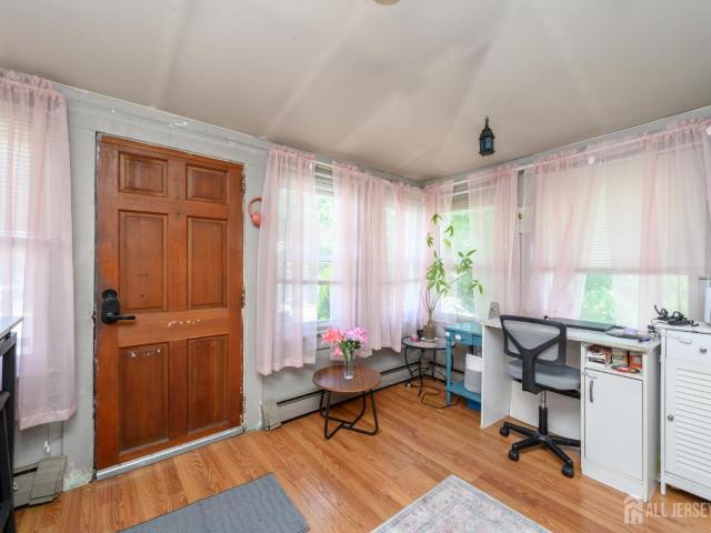 904 Central Avenue