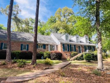904 Churchill Road