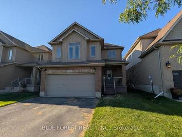 904 Frontenac Crescent, Woodstock South, ON, N4V 0A8 house for sale | Listing ID X13677 | Royal LePage