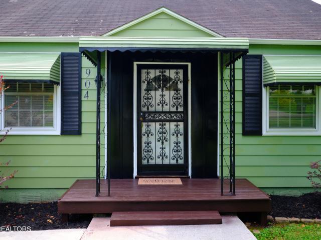 904 Henrietta Drive