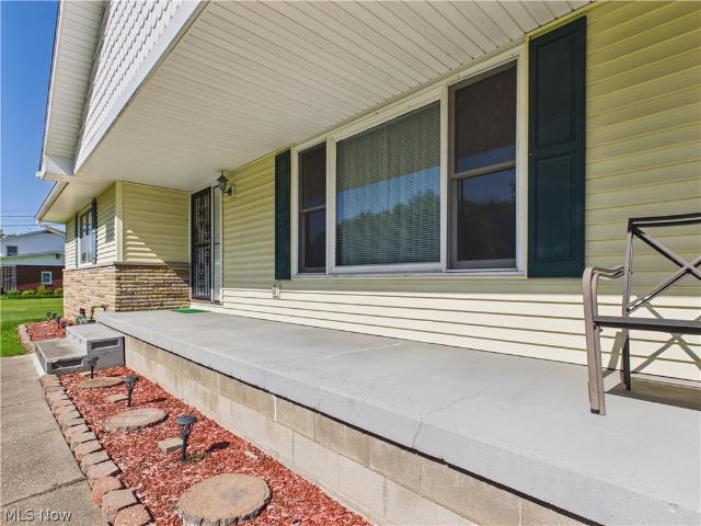 904 Lenox New Lyme Road