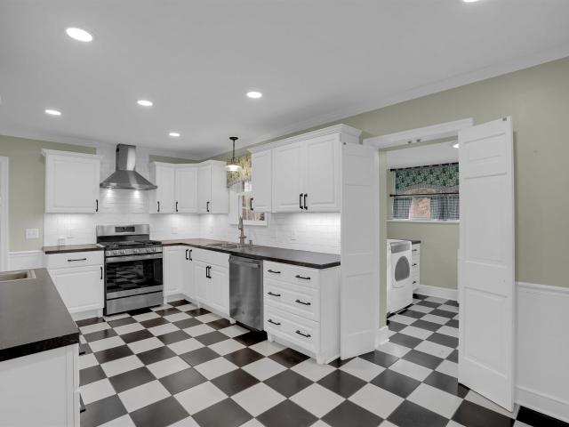 904 Seminole Drive