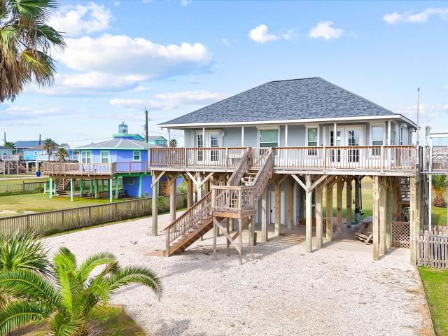 904 Surf Dr, Surfside Beach, TX 77541 | MLS #68841