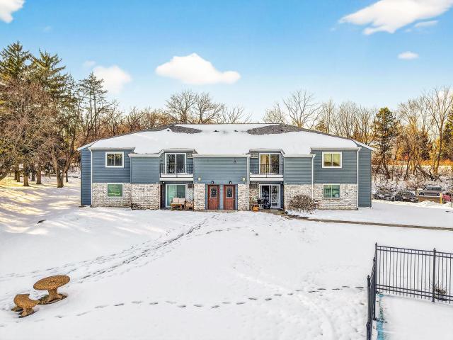 904 Whispering Pines Way