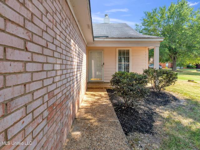 9054 Erie Cove