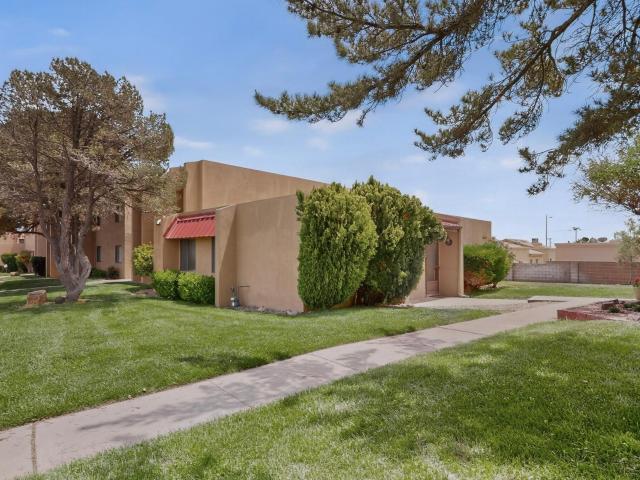 905 Country Club Drive SE APT F