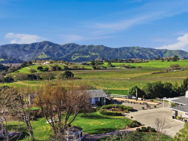 905 Croft Ln, Solvang, CA 93463 | MLS #26000