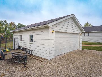 905 E Jasper Road