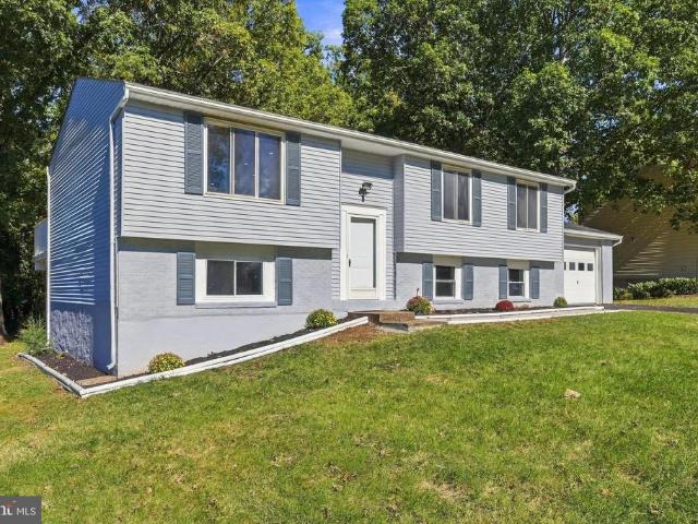 905 E Roanoke Road