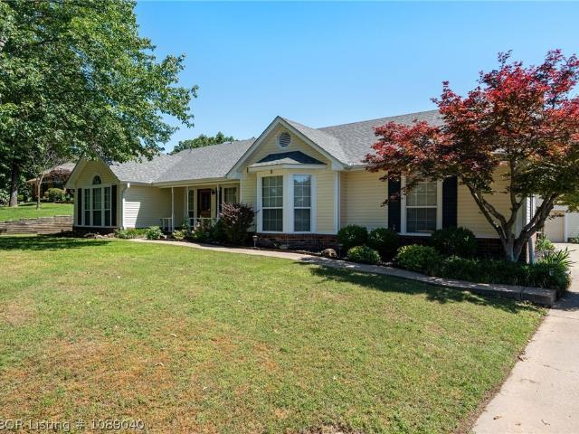 905 Fir Drive