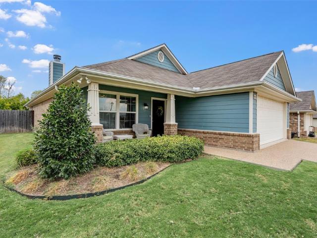 905 Heston Circle