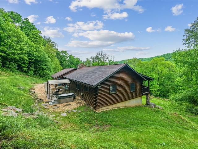 905 Indian Creek Valley Rd