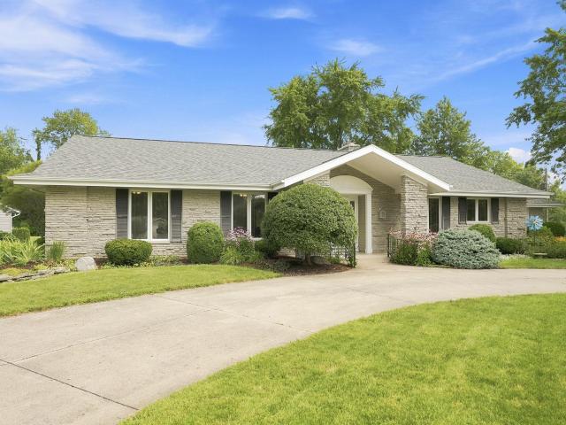 905 Sycamore Lane