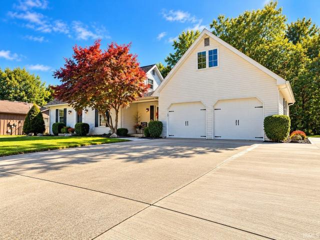 905 W Macalan Drive