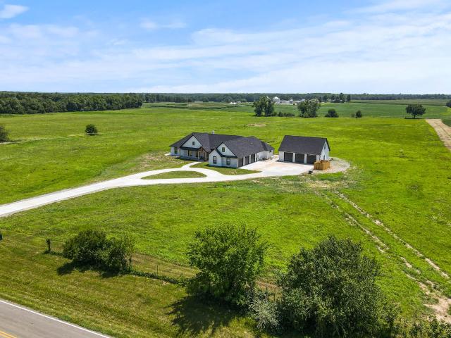 9060 e highway ab