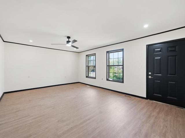 906 2nd Street