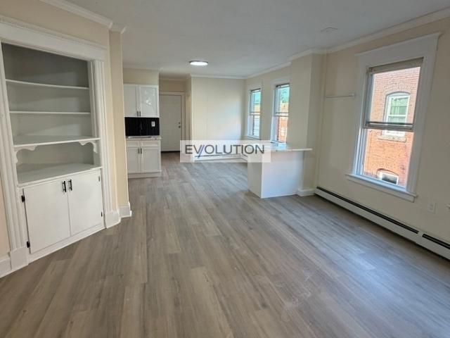 906 908 Park St, 2 beds, 1 full bath