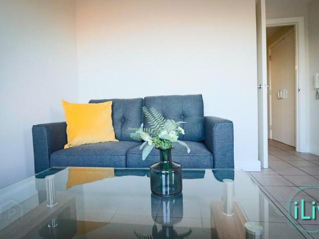 906 College Court Central, 56 King Street, Belfast, BT1 6BZ