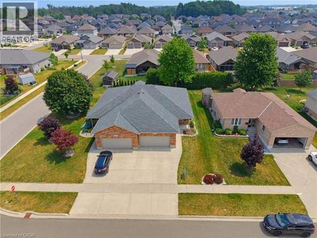 906 Baker Avenue, Listowel, ON, N4W 3V7 house for sale | Listing ID 40848 | Royal LePage