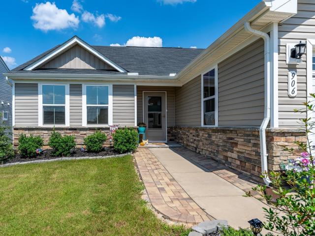906 Blue Willow Court