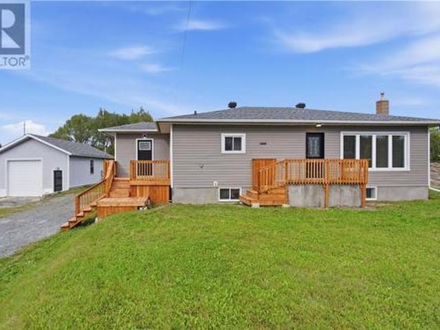 906 Goodview Road, Greater Sudbury, ON, P3G 1B5 house for sale | Listing ID 2130 | Royal LePage