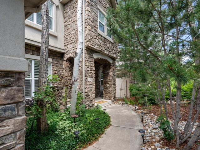 906 Greenridge Lane, Castle Pines, US, CO