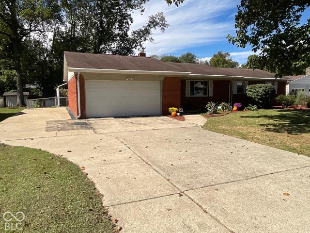 906 Eastwood Drive