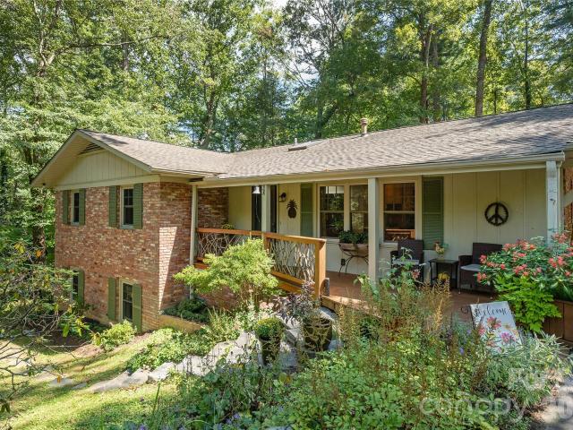 906 Indian Hill Road