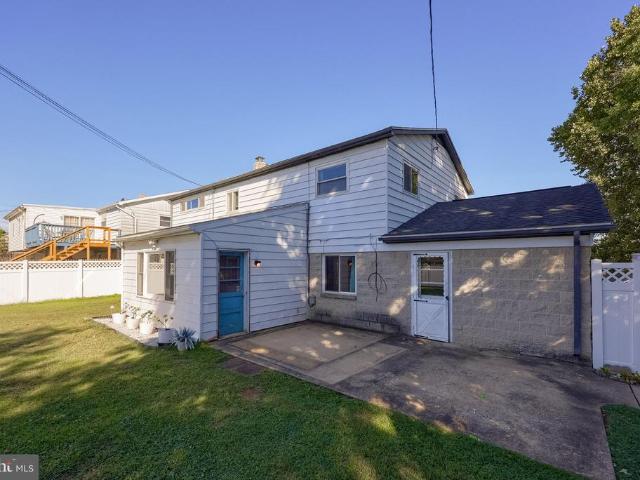 906 Northbriar Drive
